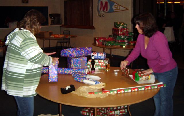 WrappingParty021.jpg